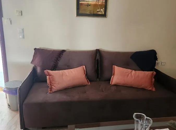 Cozy In Appartement Nea Kios